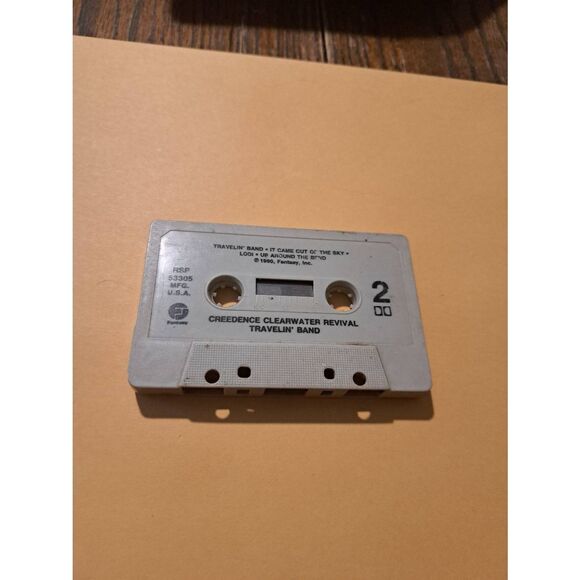 Vintage 1990 CCR Traveling Band Cassette Fantasy Records Classic Rock Creedence - Picture 2 of 2